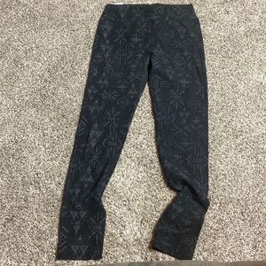 Patterned leggings